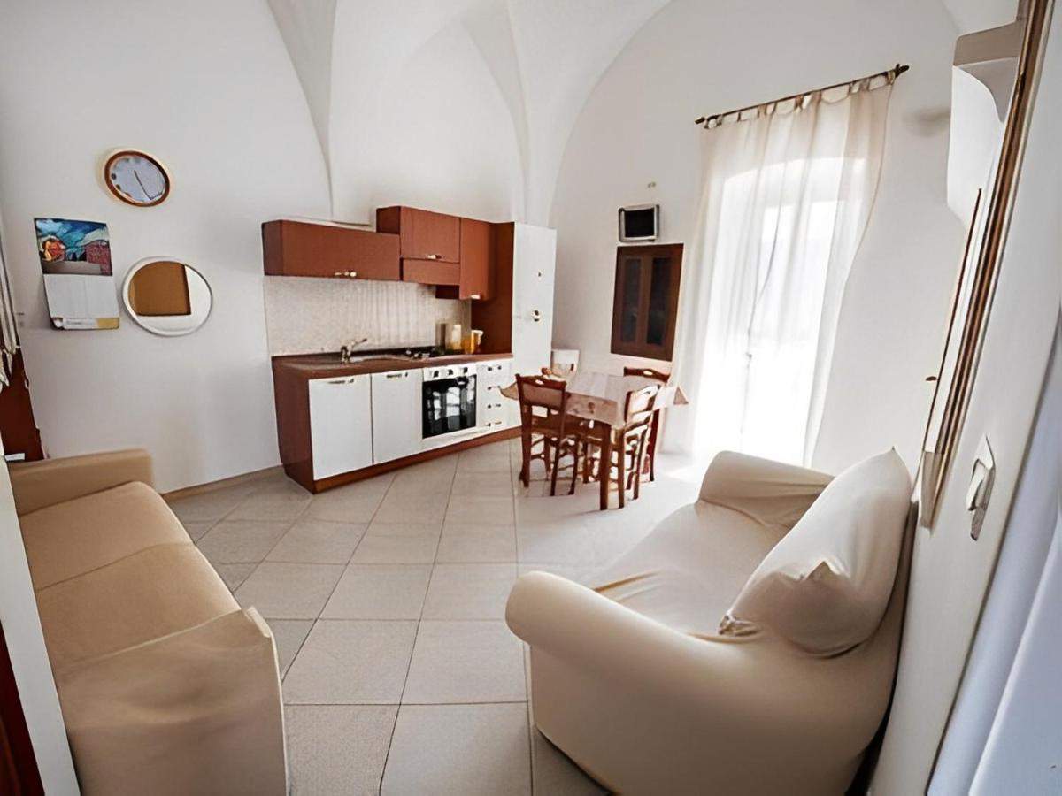 Monolocale Finemente Ristrutturato Ostuni Buitenkant foto