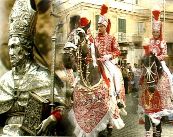 Monolocale Finemente Ristrutturato Ostuni Buitenkant foto